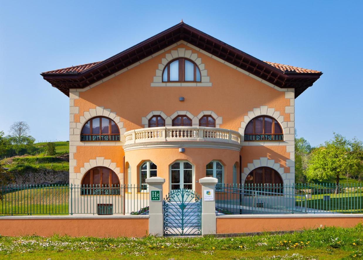 La Casona Del Viajante - Adults Only Hotell Villabajo Exteriör bild